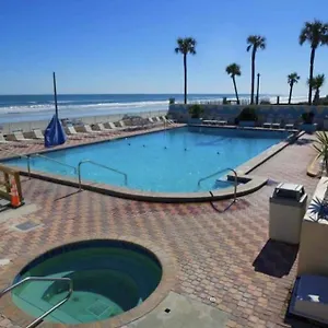 fountain-beach-resort-studios.thedaytonabeachhotels.com/